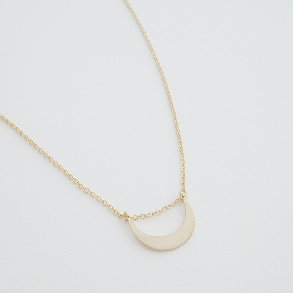La Luna Crescent Moon Necklace