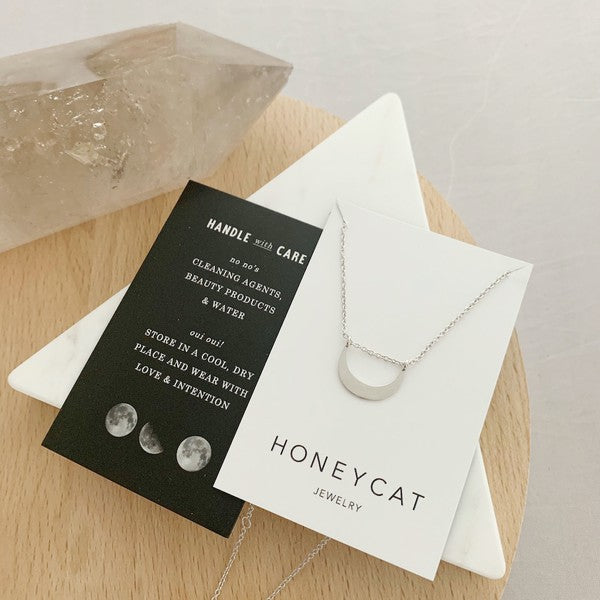 La Luna Crescent Moon Necklace