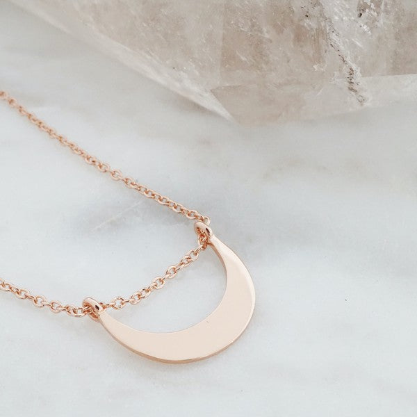 La Luna Crescent Moon Necklace
