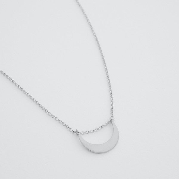 La Luna Crescent Moon Necklace
