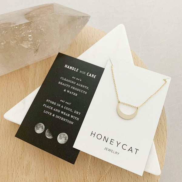 La Luna Crescent Moon Necklace