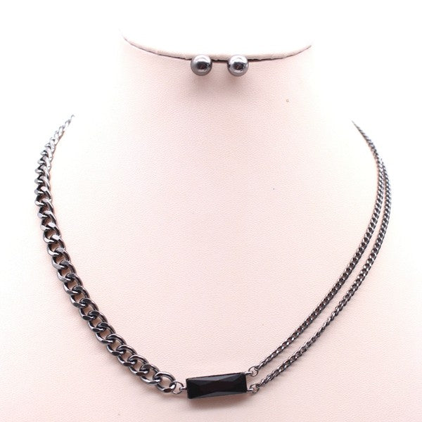 MULTI CHAIN STONE PENDANT NECKLACE