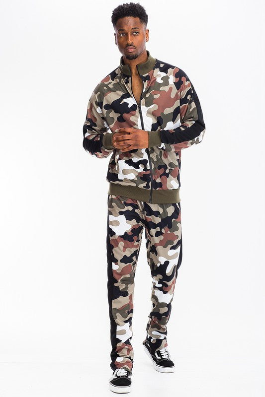 Men's Full Camo with Stripe Jacket and Pants Set