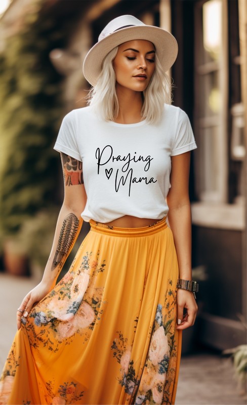 Praying Mama Graphic Tee