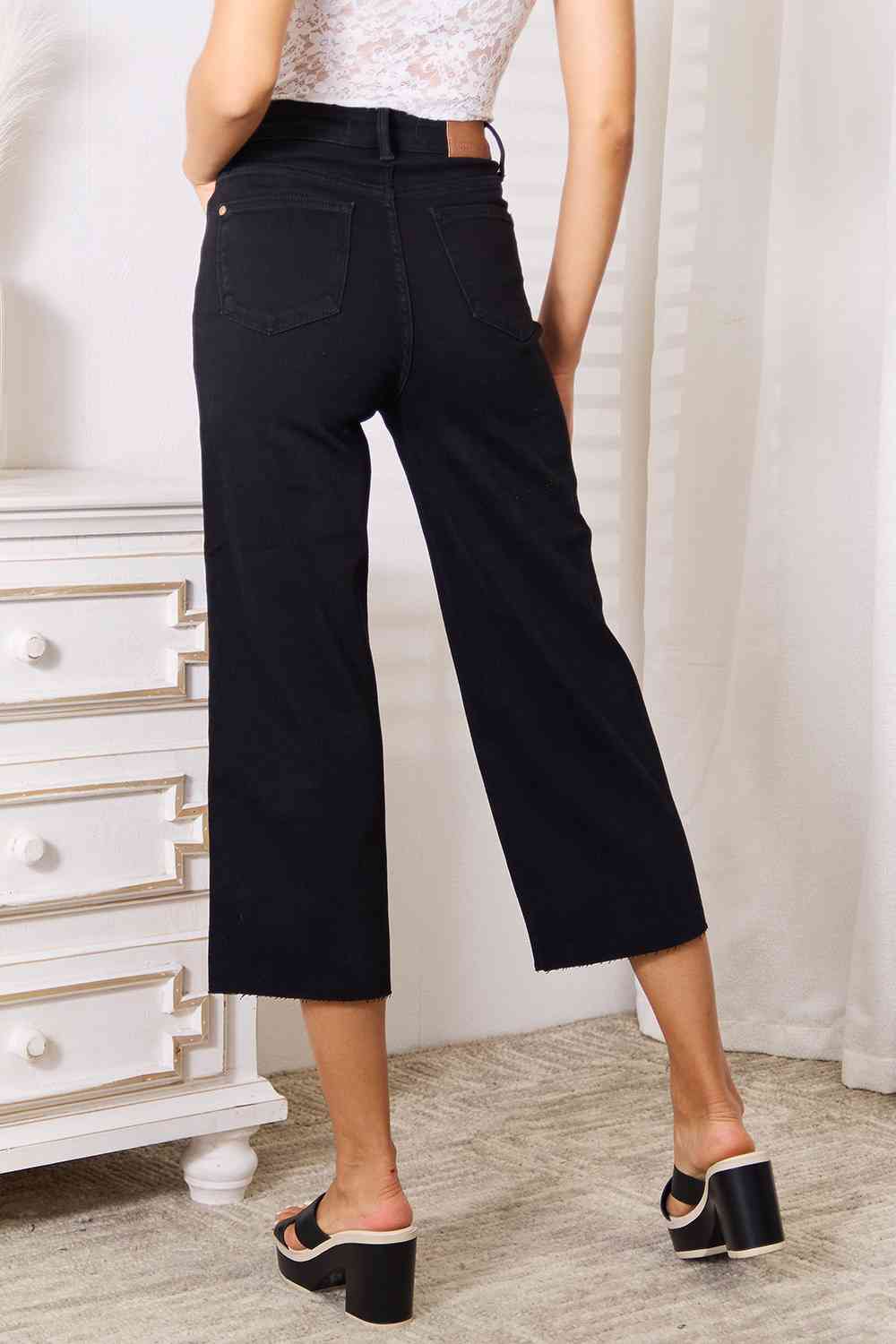 High Waist Cropped Jeans